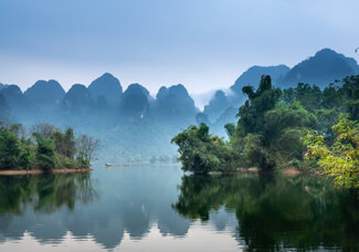 开启冒险人生，龙珠儿信息咨询服务部，助您安全前行